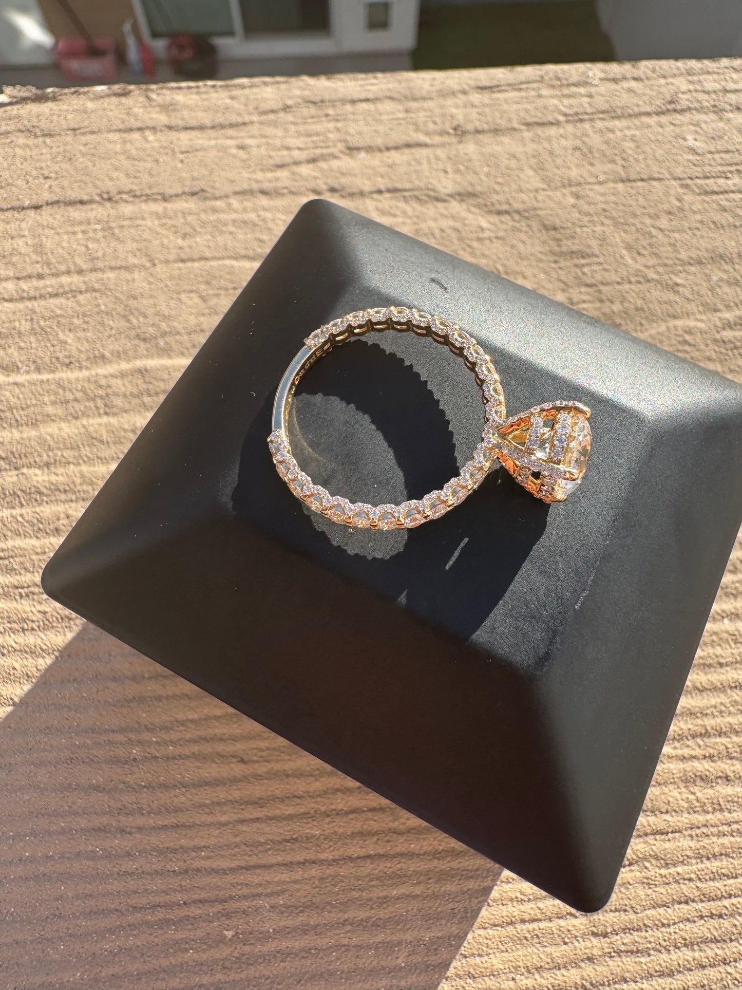 Stunning Custom Yellow Gold VS1 Diamond Ring