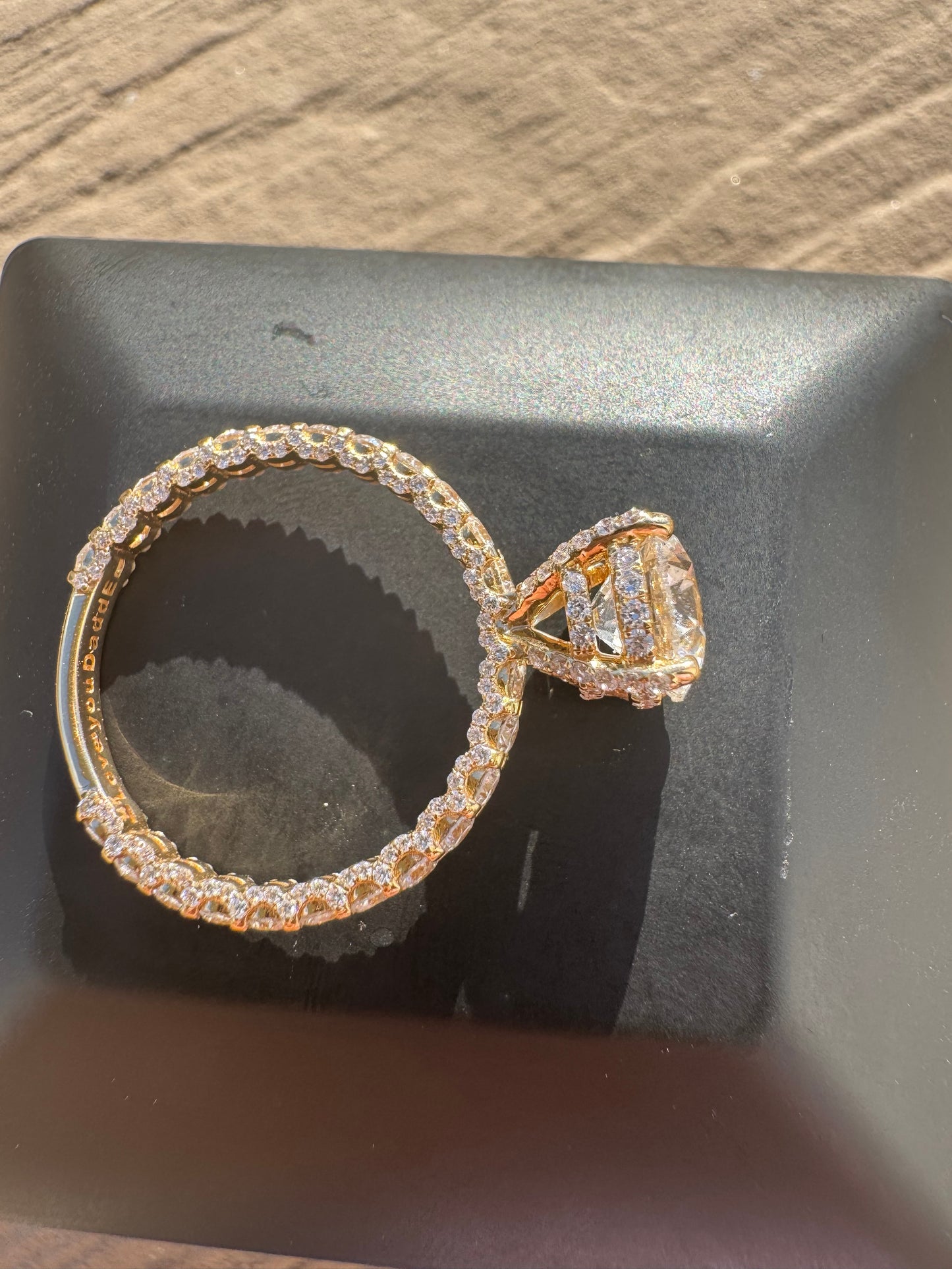 Stunning Custom Yellow Gold VS1 Diamond Ring